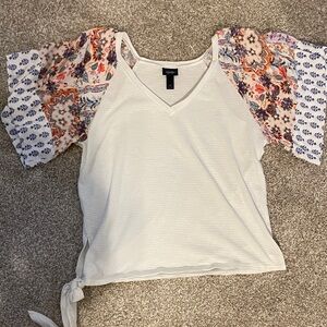 Daytrip White V-Neck Top with Multicolor Floral Sleeves